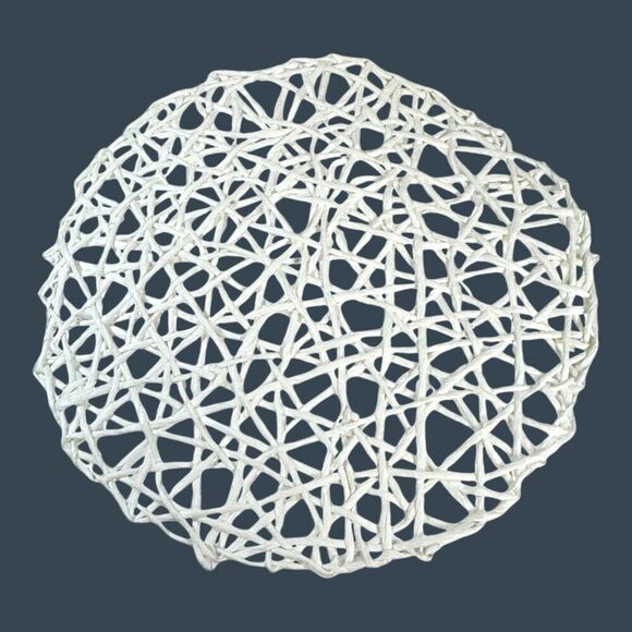 Real Simple White Woven Rattan Set of 6 Round Placemats Boho Cottage Granny Core - Picture 2 of 5